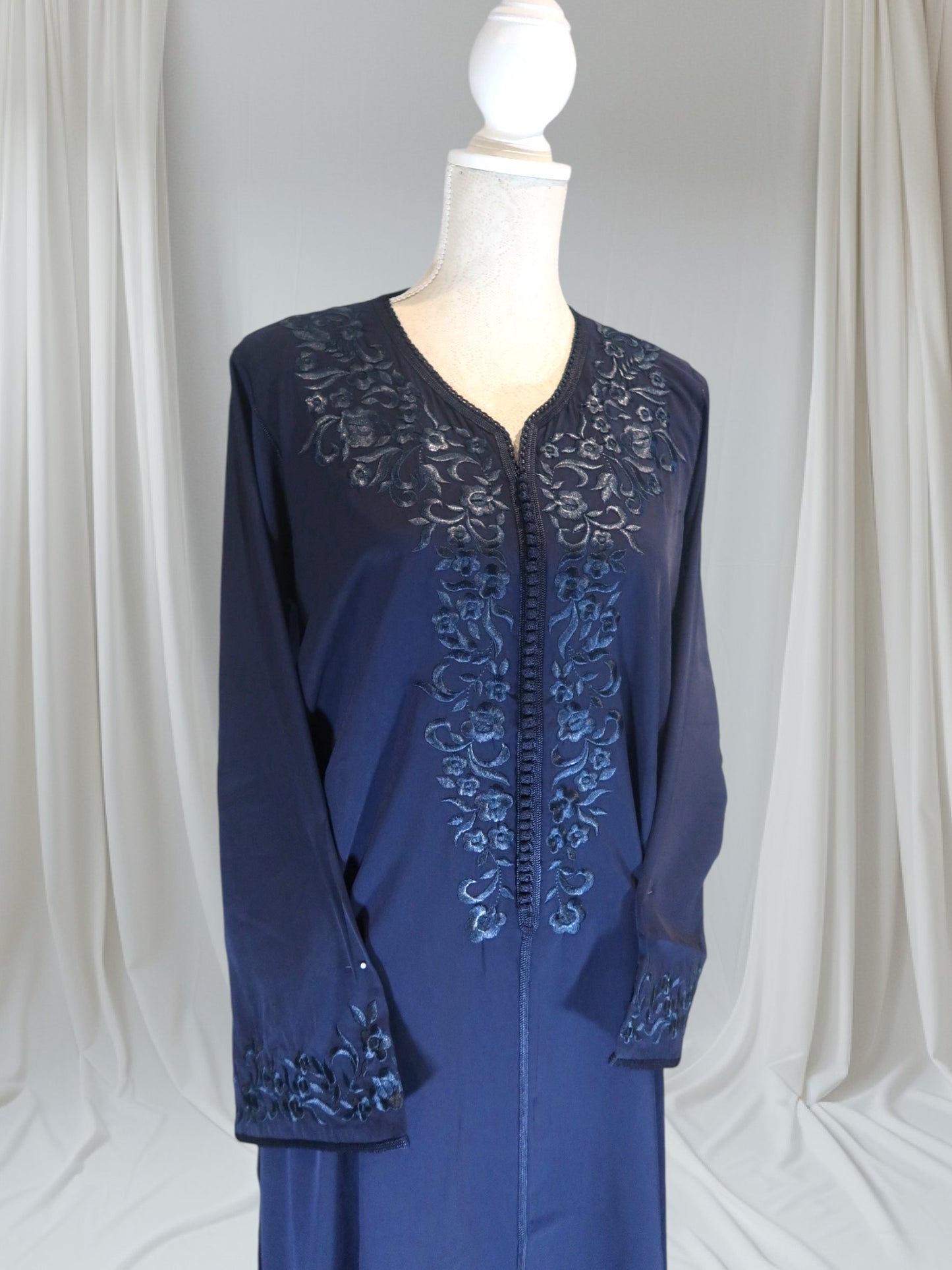 ABAYA / QAMIS WARDA