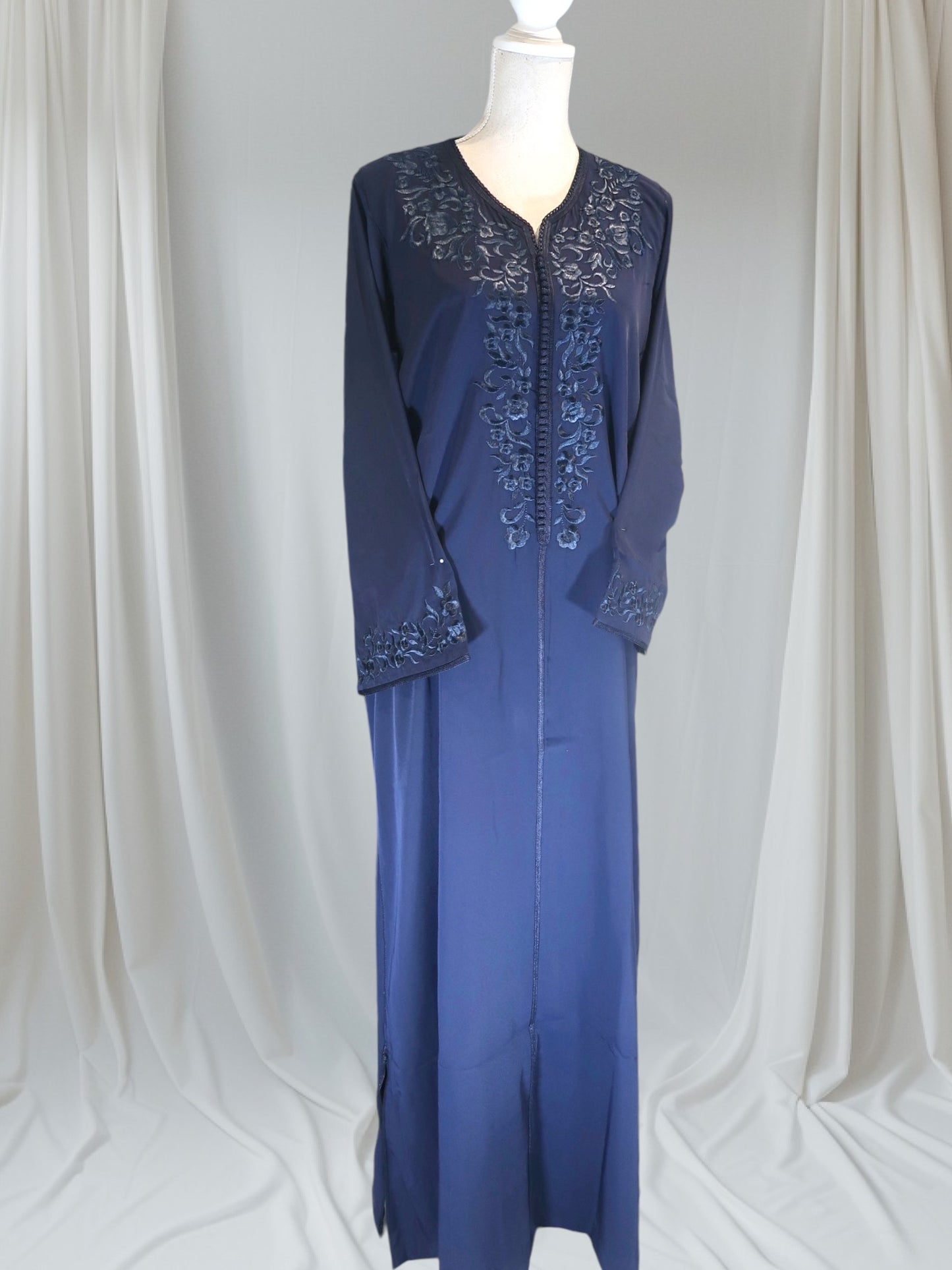 ABAYA / QAMIS WARDA